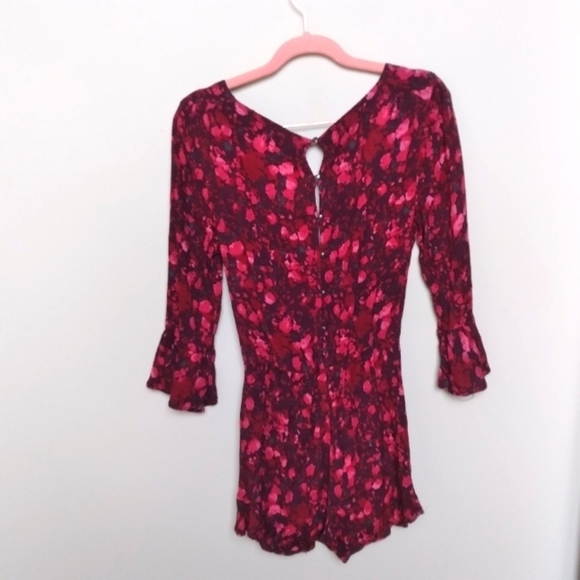 Free People Red Floral All The Right Ruffles Romper Size Small - Picture 3 of 15